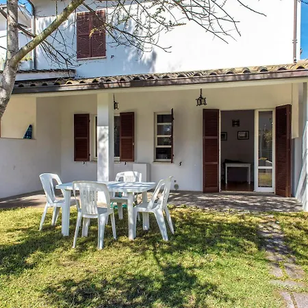 M050 - Trilocale Con Giardino Vicino Al Mare
