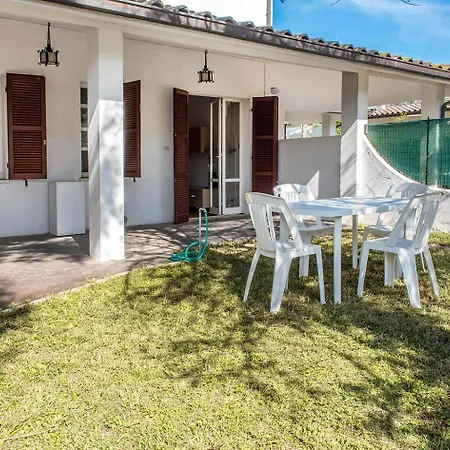 M050 - Trilocale Con Giardino Vicino Al Mare